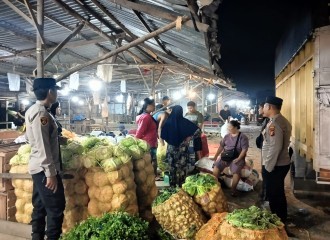 Polsek Payung Sekaki Gelar KRYD Di Pasar Induk Terminal AKAP, Antisipasi Gangguan Kamtibmas