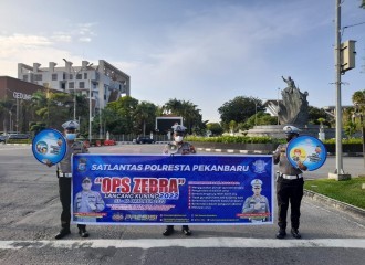 Sat Lantas Polresta Pekanbaru, Sampaikan Imbauan Operasi Zebra Di Pusat Keramaian.