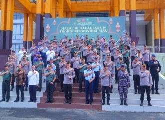 Kapolresta Pekanbaru Hadiri Halal Bihalal Kapolda Riau