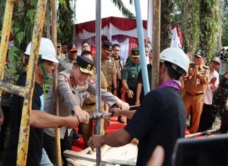 Dalam Rangka Hari Bakti Sosial Polri, Polda Riau Beri Bantuan 23 Sumur Bor Di Seluruh Riau