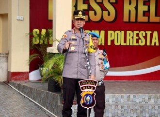 Kapolresta Pekanbaru Pimpin Apel Satgas Operasi Mantap Brata Lancang Kuning 2023-2024