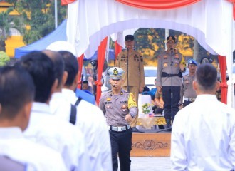 Pimpin Apel Gelar Polisi RW, Kapolresta Pekanbaru Ajak Ciptakan Iklim Politik Yang Stabil Dan Damai