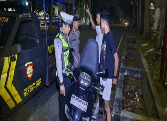 POLSEK LIMAPULUH LAKSANAKAN KRYD, ANTISIPASI GANGGUAN KAMTIBMAS