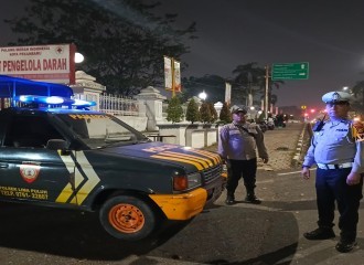 Polsek Limapuluh Gelar KRYD, Antisipasi C3 Dan Gangguan Kamtibmas Di Malam Hari