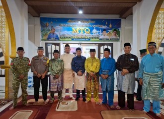 Bhabinkamtibmas Hadiri Pembukaan MTQ Tingkat Kelurahan Tangkerang Labuai