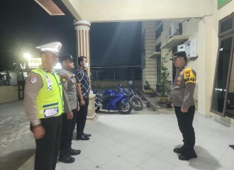 Polsek Rumbai Tingkatkan Kamtibmas Melalui Blue Light Patrol